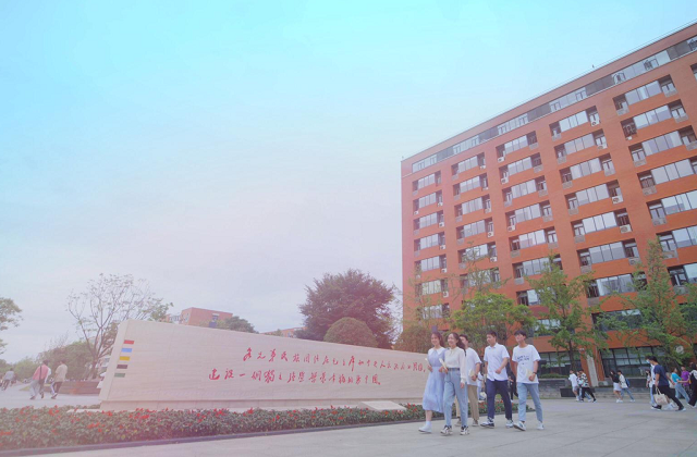 德陽學校宣傳片策劃制作三大細節(jié)